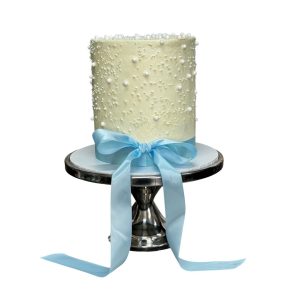 white pearl cake